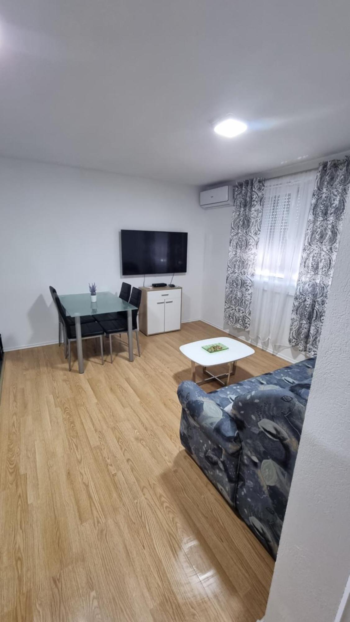 Muric Apartman 9 Любляна Экстерьер фото